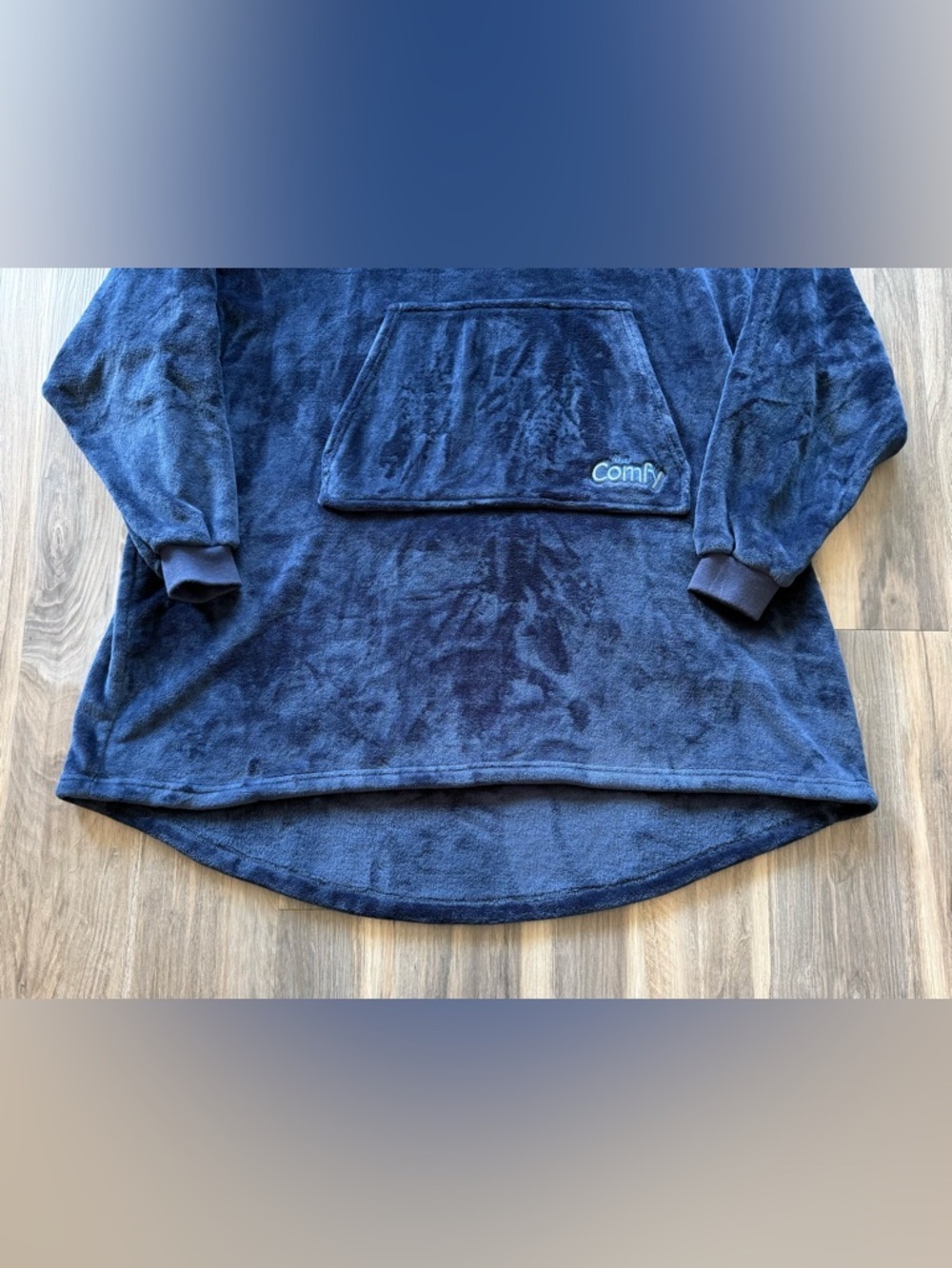 NWOT The Comfy in Navy Blue OS - Picture 3 of 10